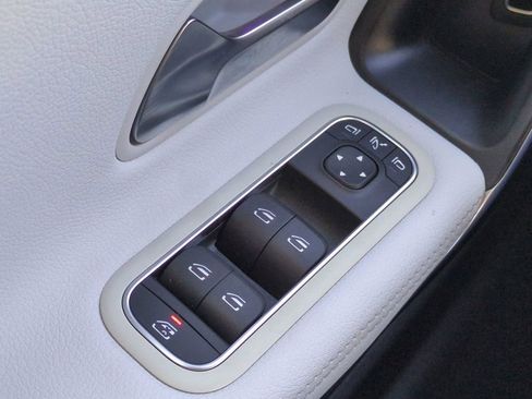 Used 2022 Mercedes-Benz CLA 35 AMG CLA 35 AMG image 25