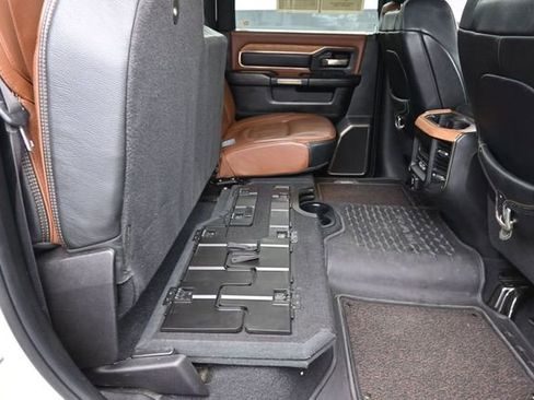 Used 2019 RAM 2500 Limited AWD/4WD image 37