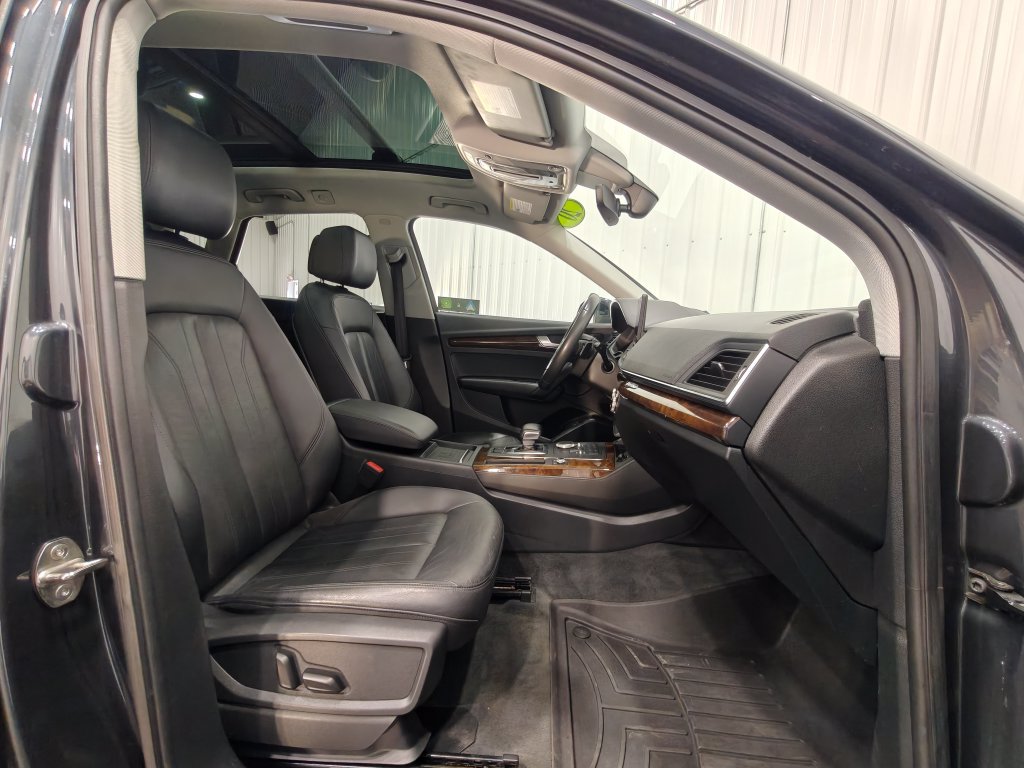 Used 2020 Audi Q5 2.0T Premium AWD/4WD image 26