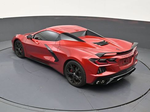 Used 2021 Chevrolet Corvette Stingray Premium Conv w/ Z51 Performance Package RWD image 14