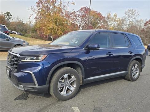Used 2025 Honda Pilot EX-L image 8