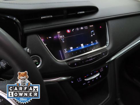 Used 2017 Cadillac XT5 Luxury w/ Driver Awareness Package FWD image 17