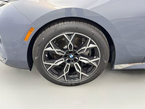 New 2026 BMW i7 xDrive60 w/ Executive Package image 33
