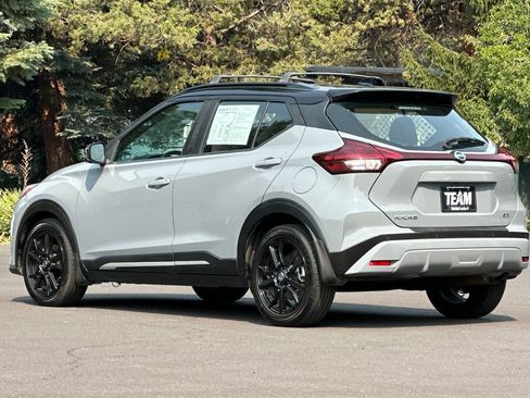 Used 2021 Nissan Kicks SR FWD image 6