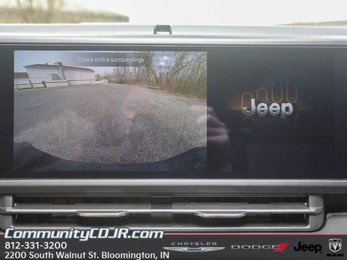 New 2025 Jeep Gladiator Sport w/ Premium Package image 14