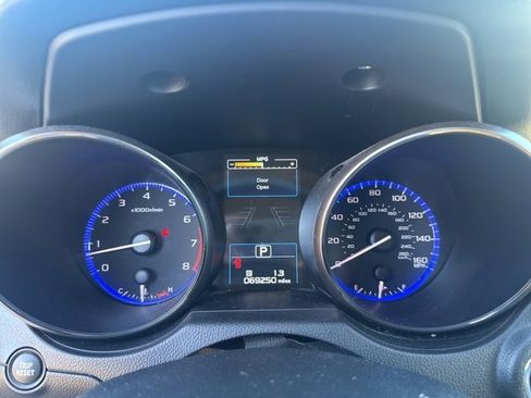 Used 2017 Subaru Outback 3.6R Limited image 21