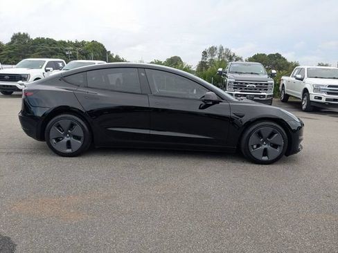 Used 2023 Tesla Model 3 Standard Range RWD image 2