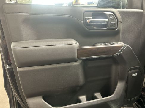 Certified 2022 GMC Sierra 1500 SLT w/ SLT Premium Plus Package image 24