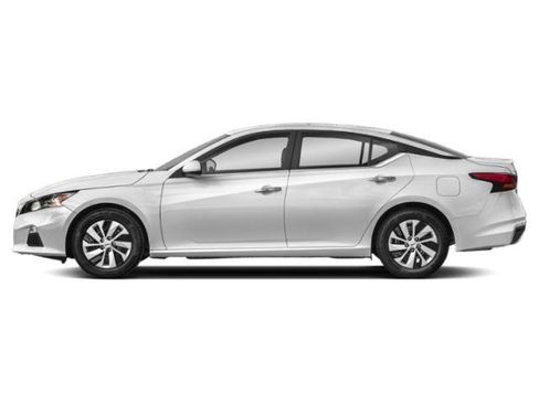 Used 2022 Nissan Altima 2.5 S image 3