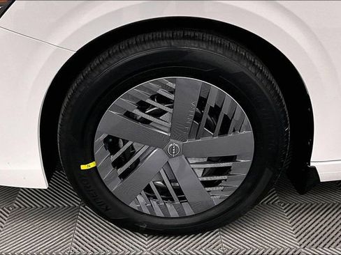 New 2026 Nissan Sentra SV FWD image 12
