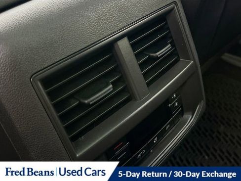 Used 2023 Volkswagen Atlas SE image 25