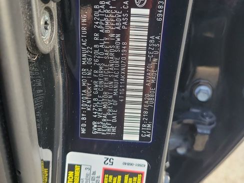 Certified 2022 Toyota Camry SE image 36