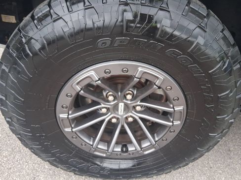 Used 2019 Ford F150 Raptor w/ Equipment Group 802A Luxury AWD/4WD image 11
