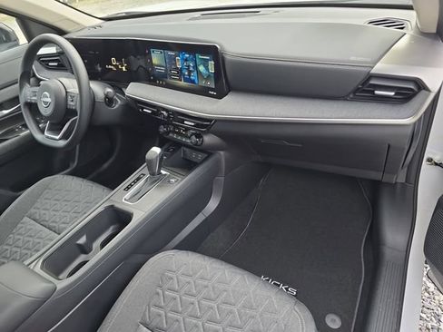 New 2026 Nissan Kicks SV w/ Cold Weather Package FWD image 11