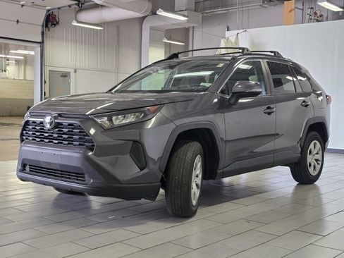 Used 2020 Toyota RAV4 LE w/ All Weather Liner Package AWD/4WD image 9