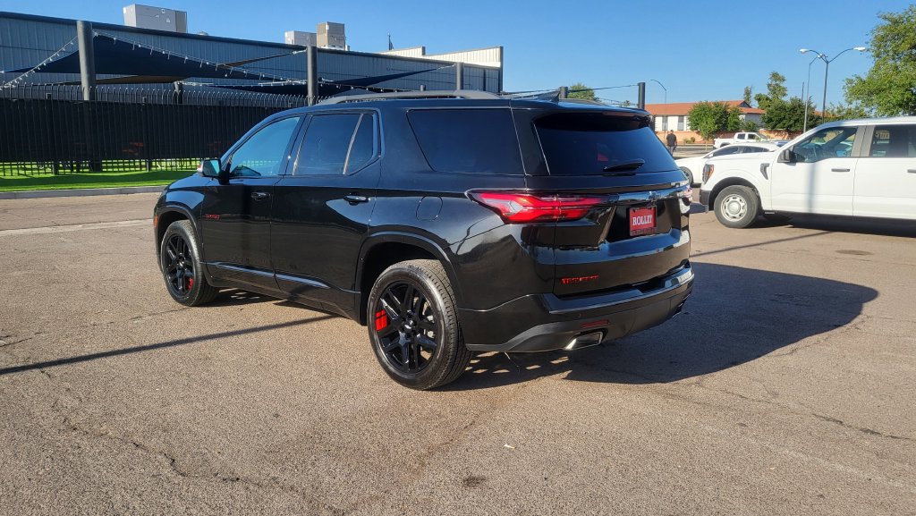 Used 2022 Chevrolet Traverse Premier w/ Redline Edition FWD image 7