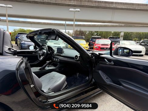 Used 2017 MAZDA MX-5 Miata Grand Touring image 28