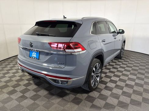 Used 2023 Volkswagen Atlas Cross Sport SEL Premium R-Line AWD/4WD image 7