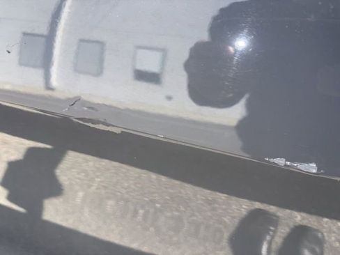 Used 2019 Jeep Cherokee Limited w/ Technology Group image 6