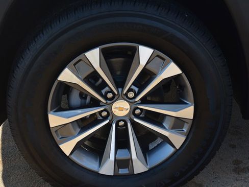 New 2026 Chevrolet Equinox LT w/ Safety and Technology Package image 10