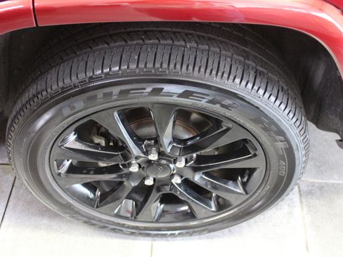 Used 2021 Jeep Grand Cherokee Laredo X image 33