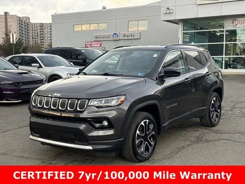 Certified 2022 Jeep Compass Limited image 5