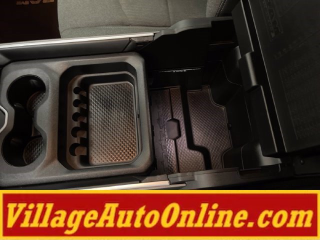 Used 2020 RAM 2500 Lone Star w/ Night Edition AWD/4WD image 18