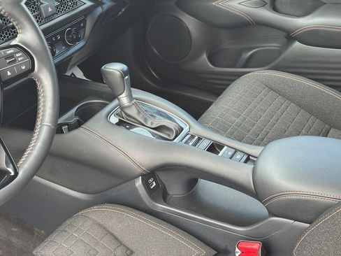 Used 2023 Honda HR-V Sport image 18