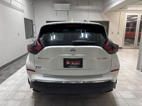Used 2021 Nissan Murano SL w/ SL Moonroof Package image 3