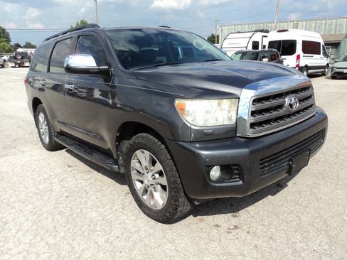 Used 2014 Toyota Sequoia Limited image 7