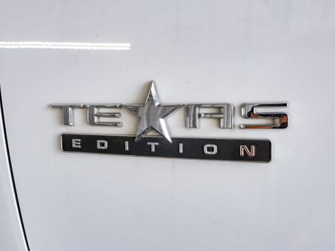 Used 2021 Chevrolet Silverado 2500 LTZ w/ LTZ Texas Edition AWD/4WD image 57