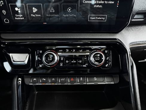 Used 2023 GMC Sierra 1500 AT4 w/ AT4 Premium Package AWD/4WD image 52