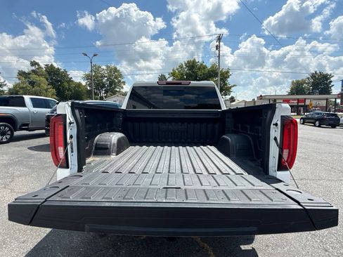 Used 2026 GMC Sierra 1500 SLT AWD/4WD image 8