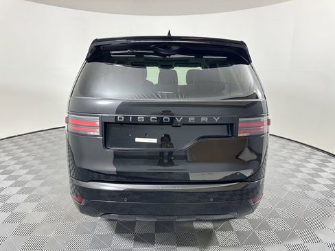 Used 2025 Land Rover Discovery Dynamic SE AWD/4WD image 8