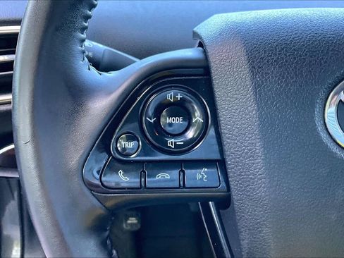 Used 2022 Toyota Prius Prime XLE FWD image 22