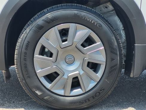 Certified 2025 Nissan Kicks S AWD/4WD image 7