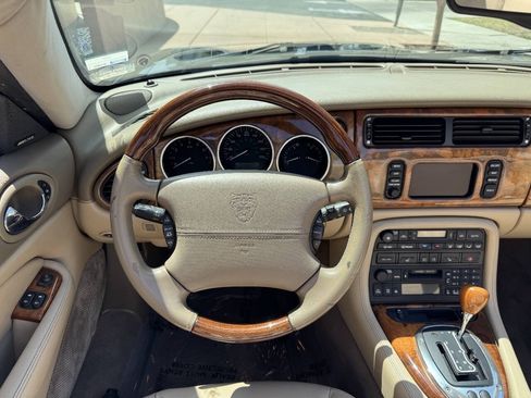 Used 2006 Jaguar XK8 Convertible RWD image 13