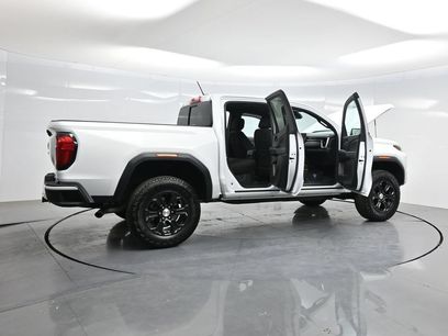 Used 2024 GMC Canyon Elevation w/ Convenience Package