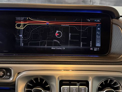 Used 2022 Mercedes-Benz G 550 image 32