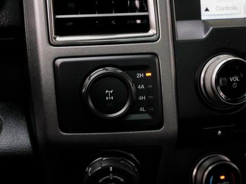 Used 2018 Ford F150 Raptor w/ Equipment Group 802A Luxury AWD/4WD image 53
