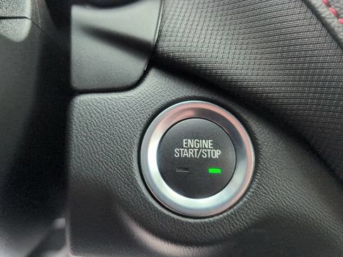 Used 2023 Chevrolet Equinox RS FWD image 27