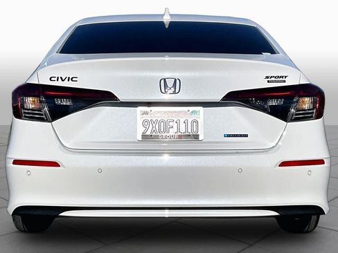 Used 2026 Honda Civic Sport Touring image 4