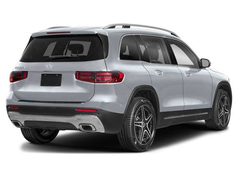 New 2026 Mercedes-Benz GLB 250 4MATIC image 2
