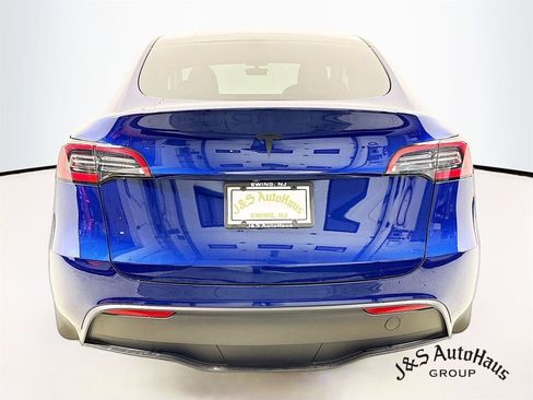 Used 2023 Tesla Model Y Long Range image 6