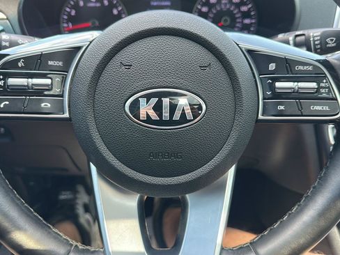 Used 2020 Kia Optima SE FWD image 21