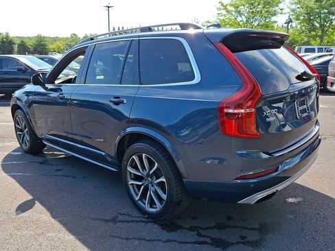 Used 2019 Volvo XC90 T6 Momentum w/ Protection Package Premier AWD/4WD image 4