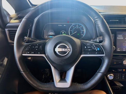 Used 2024 Nissan Leaf SV Plus FWD image 18
