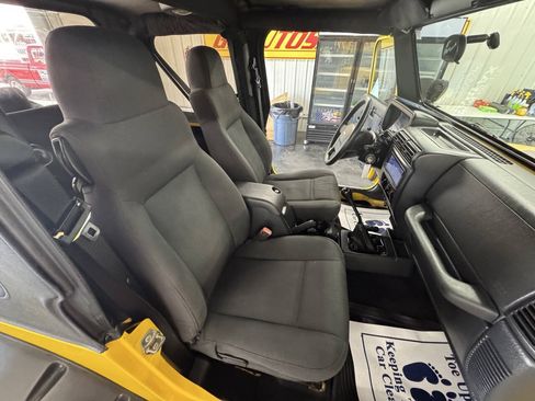 Used 2006 Jeep Wrangler X AWD/4WD image 39