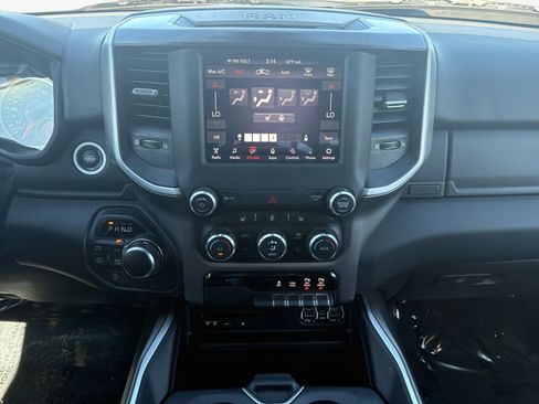 Used 2019 RAM 1500 Big Horn AWD/4WD image 11