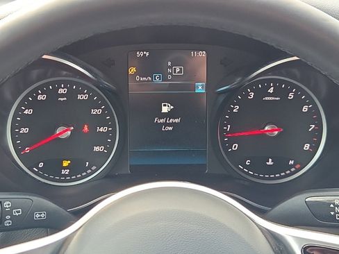 Used 2020 Mercedes-Benz GLC 300 4MATIC image 27